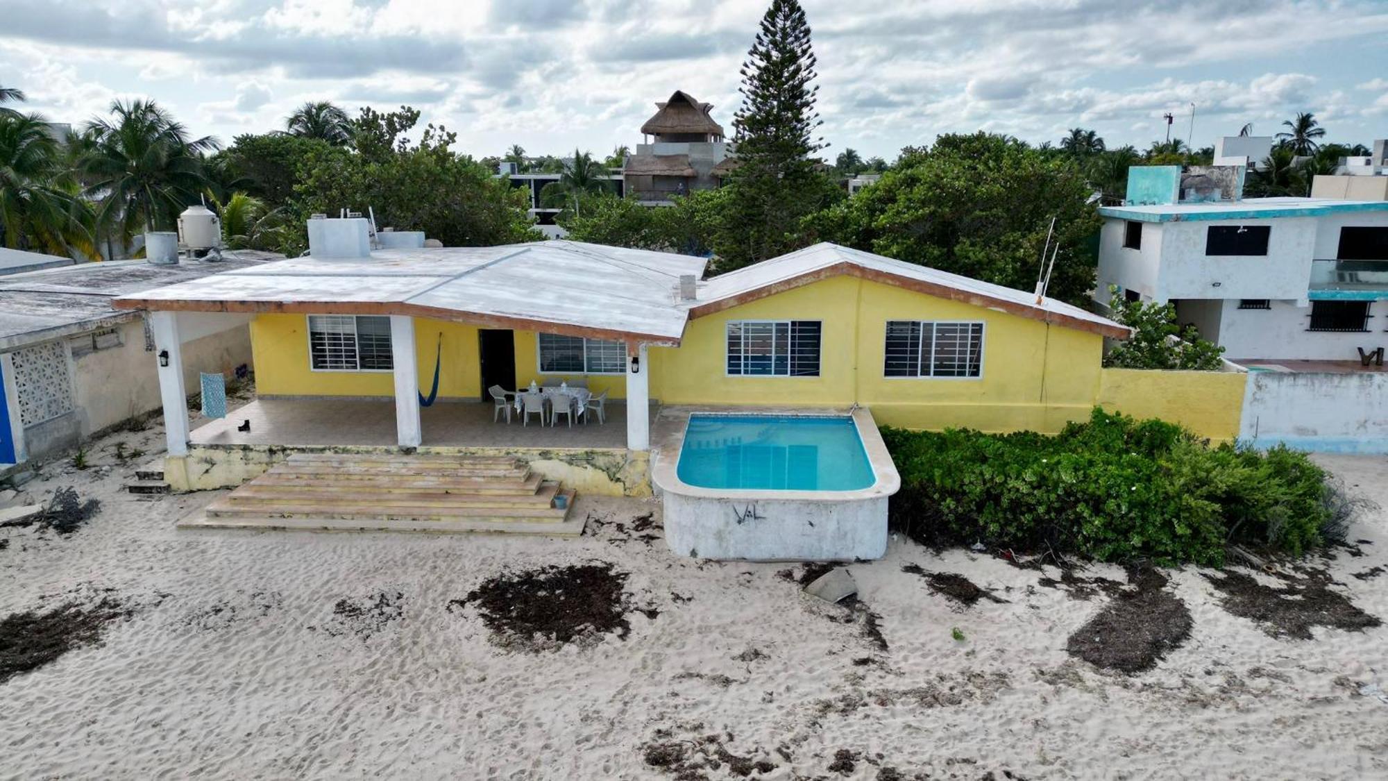 La Casa Amarilla Frente Al Mar Vila Chelem Exterior foto